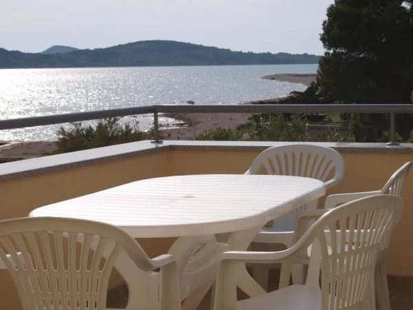 Apartmani Forai – fotografija 3