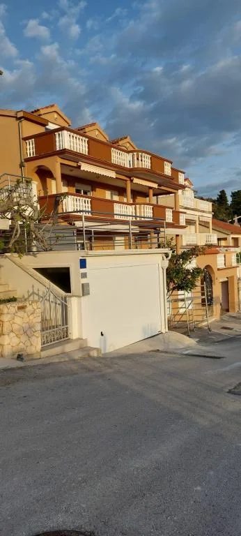 Apartmani Mustač – fotografija 3