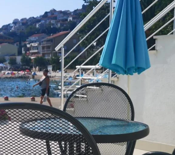 Apartmani Irena – fotografija 3