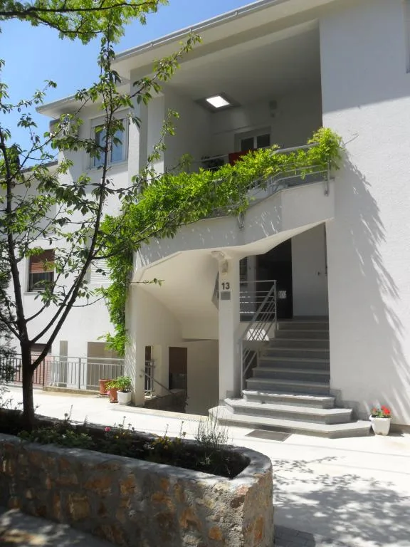 Apartmani Charli – fotografija 2
