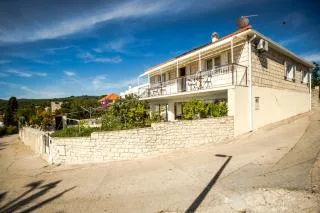 Apartmani Serventic – fotografija 2