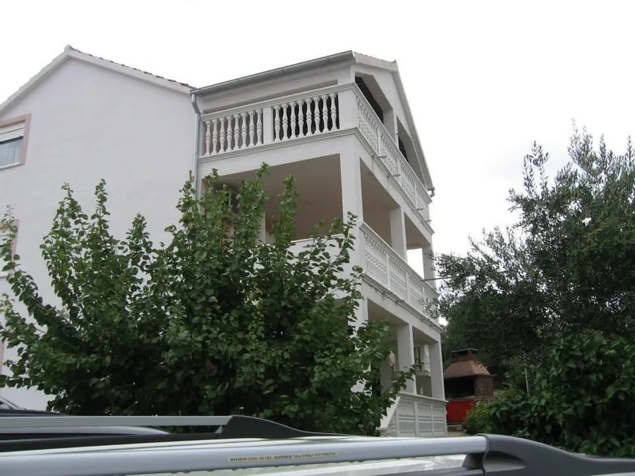 Apartmani Crnjevic – fotografija 2