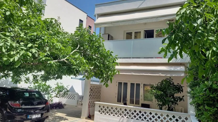 Apartmani Mira – fotografija 2