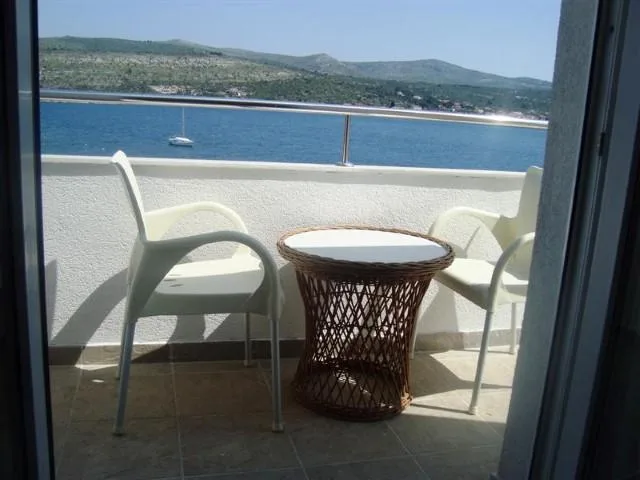 Apartmani Captains House – fotografija 2