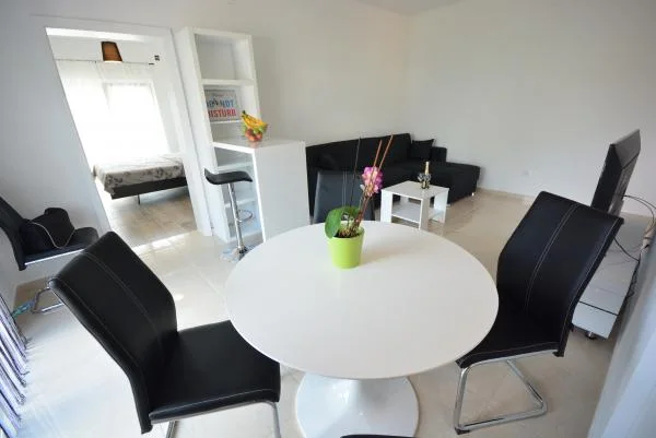 Apartmani Paula – fotografija 6
