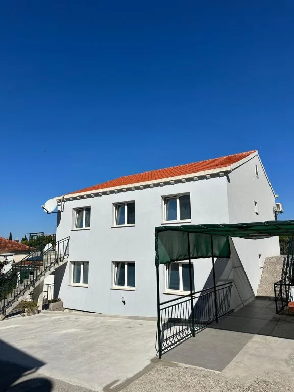 Apartmani Doris – fotografija 2