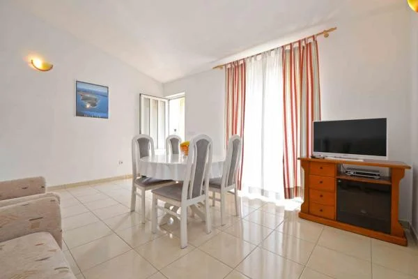 Apartmani Julija – fotografija 3