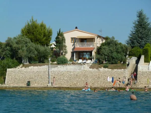 Apartmani Marina – fotografija 2