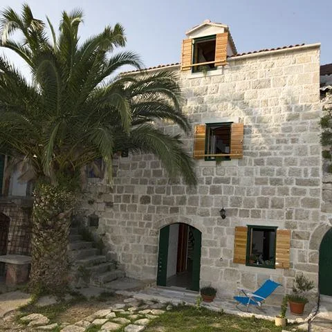Kuća od kamena Pivčevi – fotografija 3