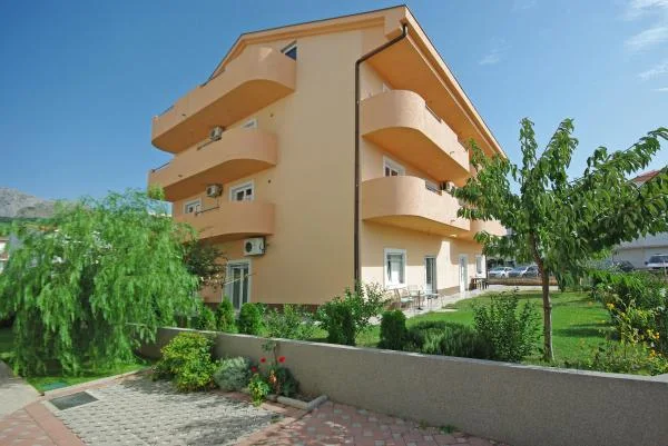Apartmani Orange House – fotografija 3