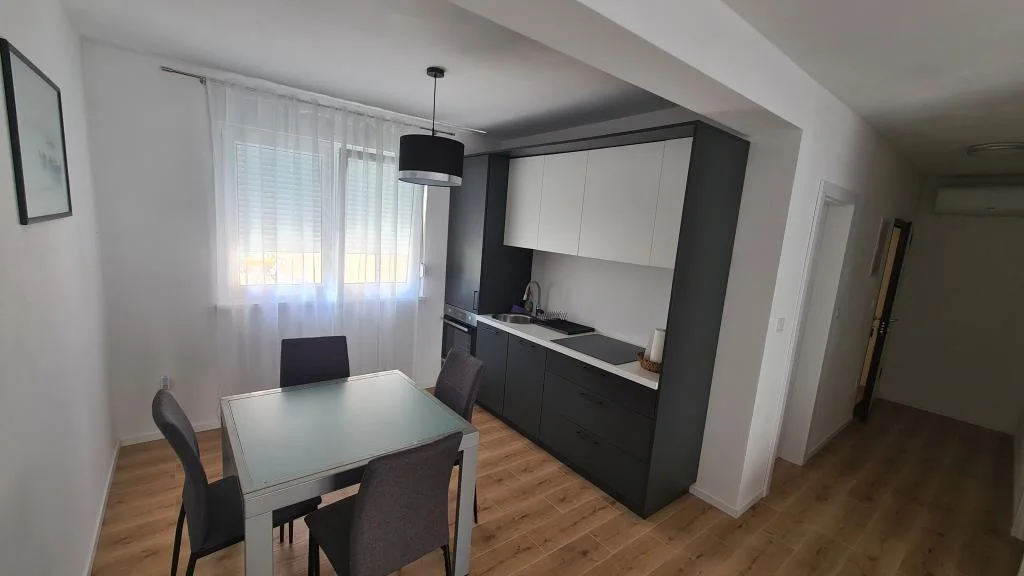Apartmani Sunny – fotografija 3