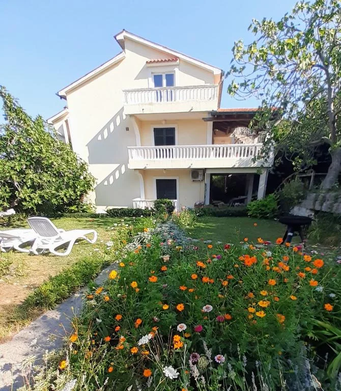 Apartmani Garden – fotografija 3