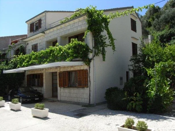 Apartmani Holiday – fotografija 4