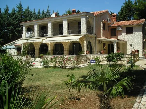 Apartmani Jelena – fotografija 2