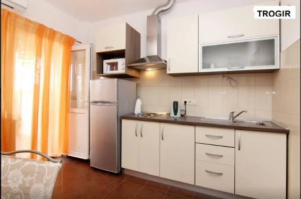 Apartmani Nika – fotografija 4