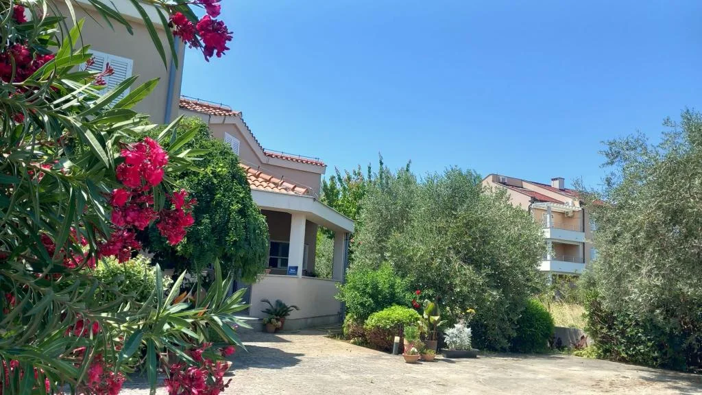 Apartmani Vila Karla – fotografija 3