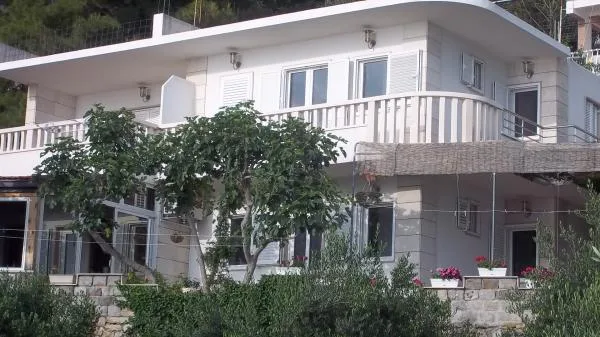 Apartmani Kalajžić – fotografija 2