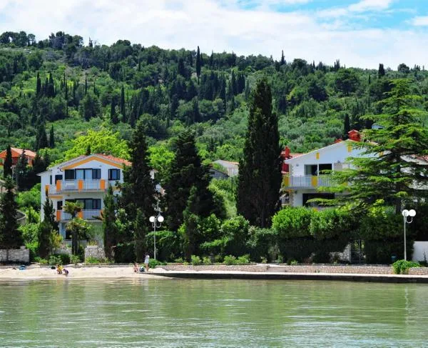 Apartmani Villa Eden – fotografija 2
