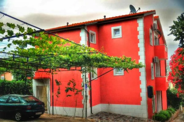 Apartmani Mira – fotografija 3
