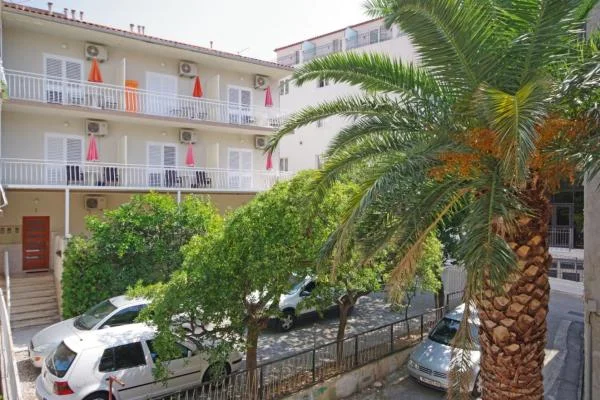 Apartmani Villa Antonia – fotografija 3