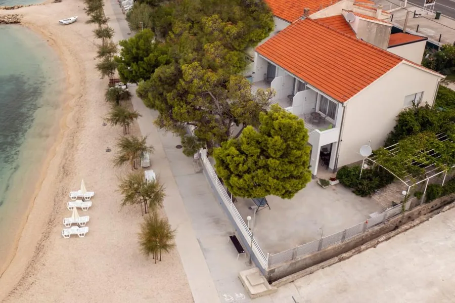 Apartmani Karo – fotografija 2
