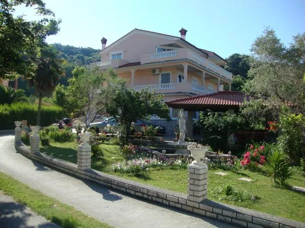 Apartmani Hajo – fotografija 2