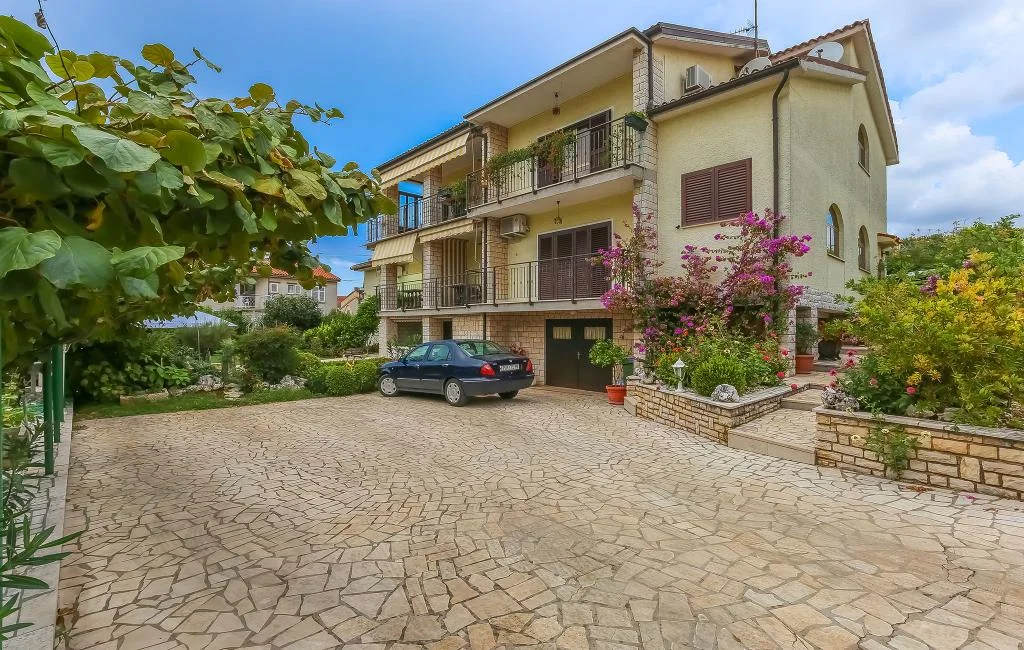 Apartmani Mima – fotografija 3