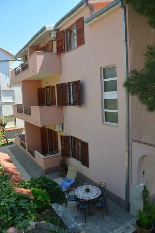 Apartmani Vesela – fotografija 3