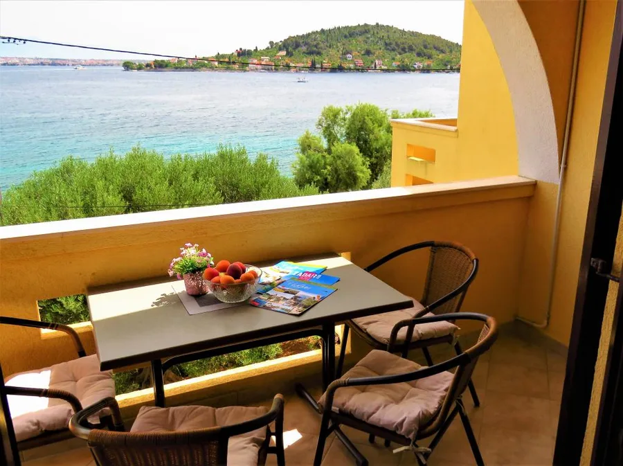 Apartmani Mirela – fotografija 2
