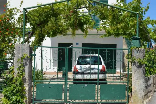 Apartmani Oliva – fotografija 2