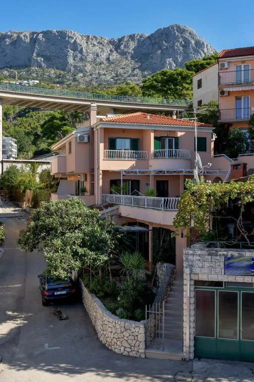 Apartmani Marin – fotografija 2