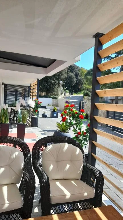 Apartmani Cromi – fotografija 3