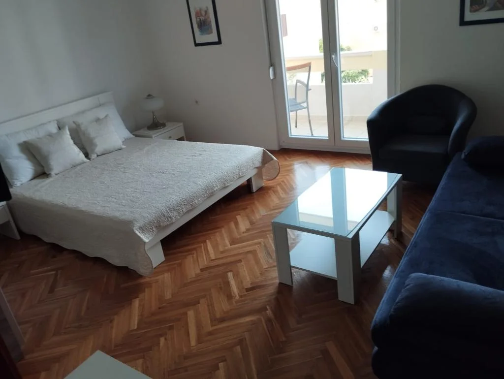 Apartmani Tina – fotografija 4