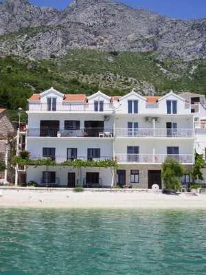 Apartmani Mira – fotografija 2