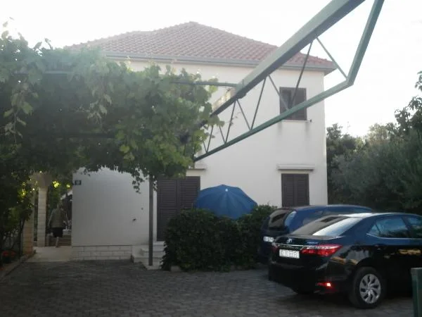 Apartmani Dadić – fotografija 3