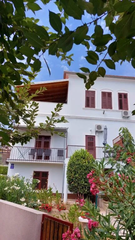 Apartman Stari Dvori – fotografija 2