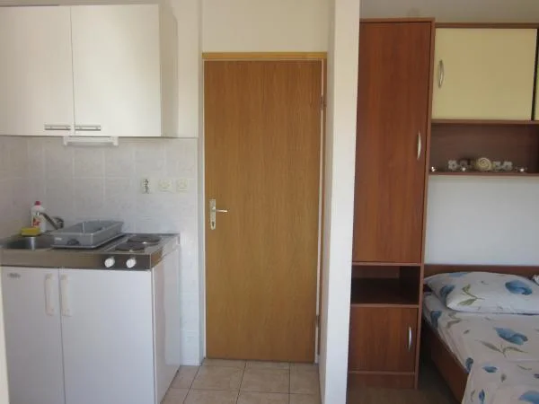 Apartmani Krešić – fotografija 6