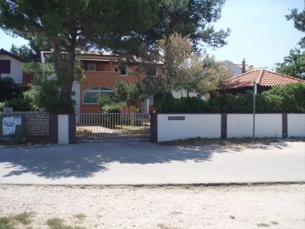 Apartmani Maja – fotografija 2