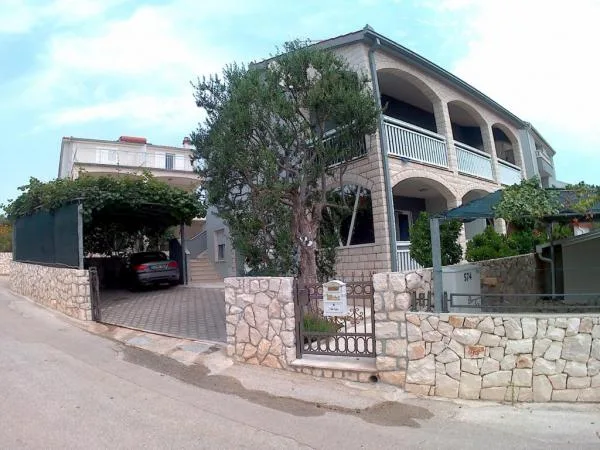 Apartmani Villa Elena – fotografija 2