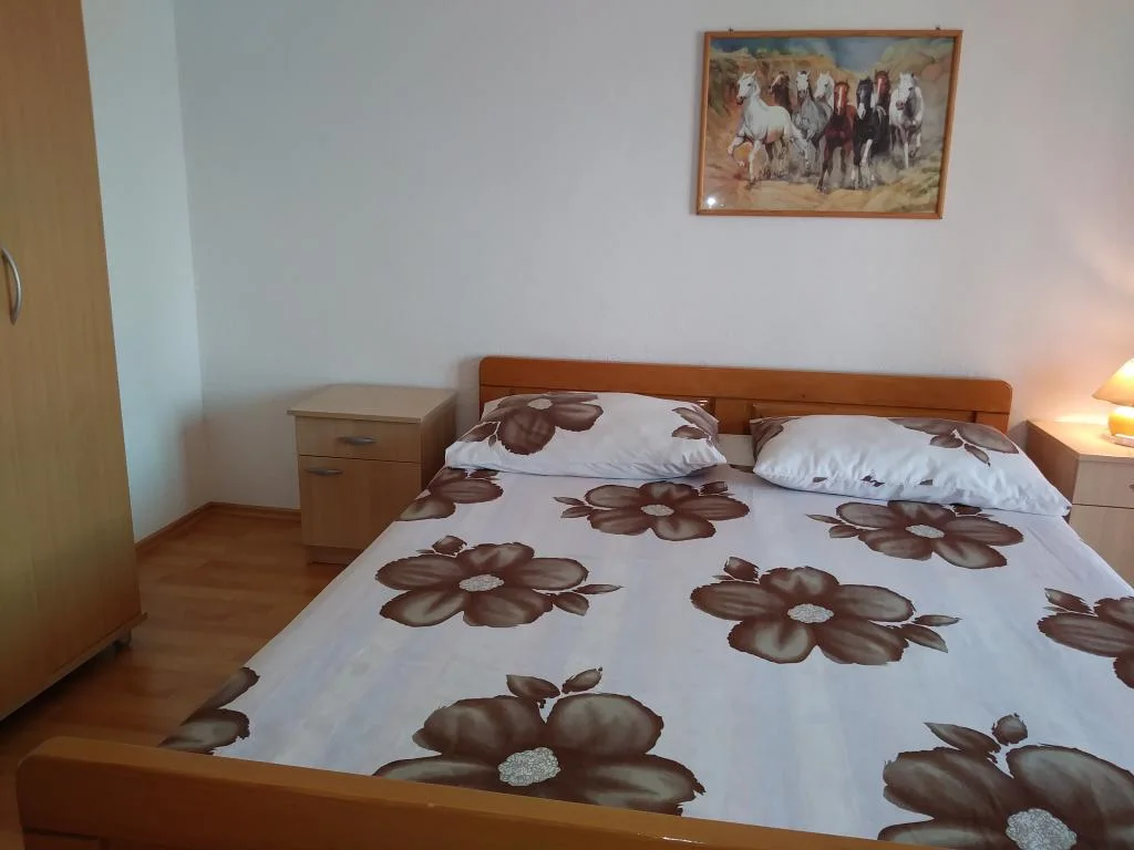 Apartmani Nives – fotografija 6