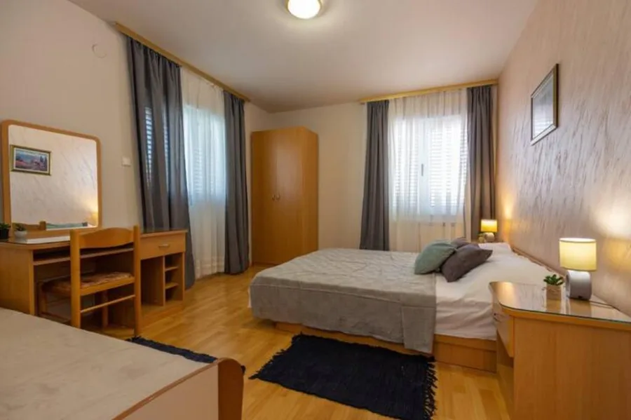 A4+1 – fotografija 2