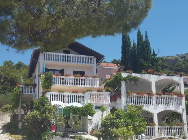 Apartmani Martinic – fotografija 2
