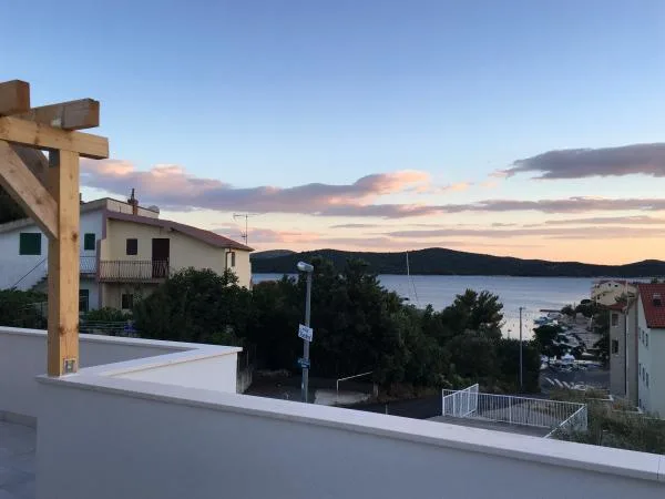 A6+2 – fotografija 2