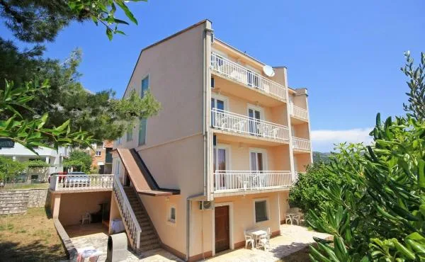 Apartmani Adria – fotografija 2