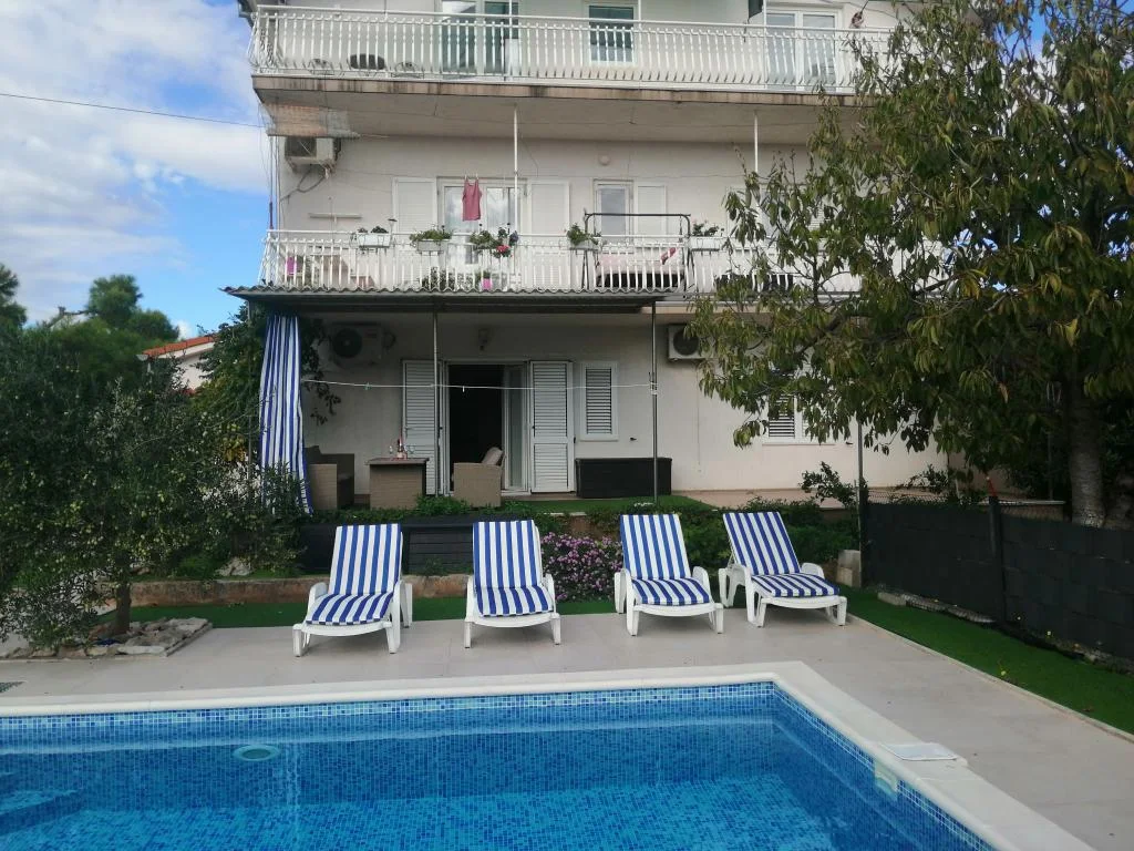 Apartmani Lara Gloria – fotografija 3