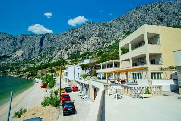 Apartmani Alać – fotografija 2