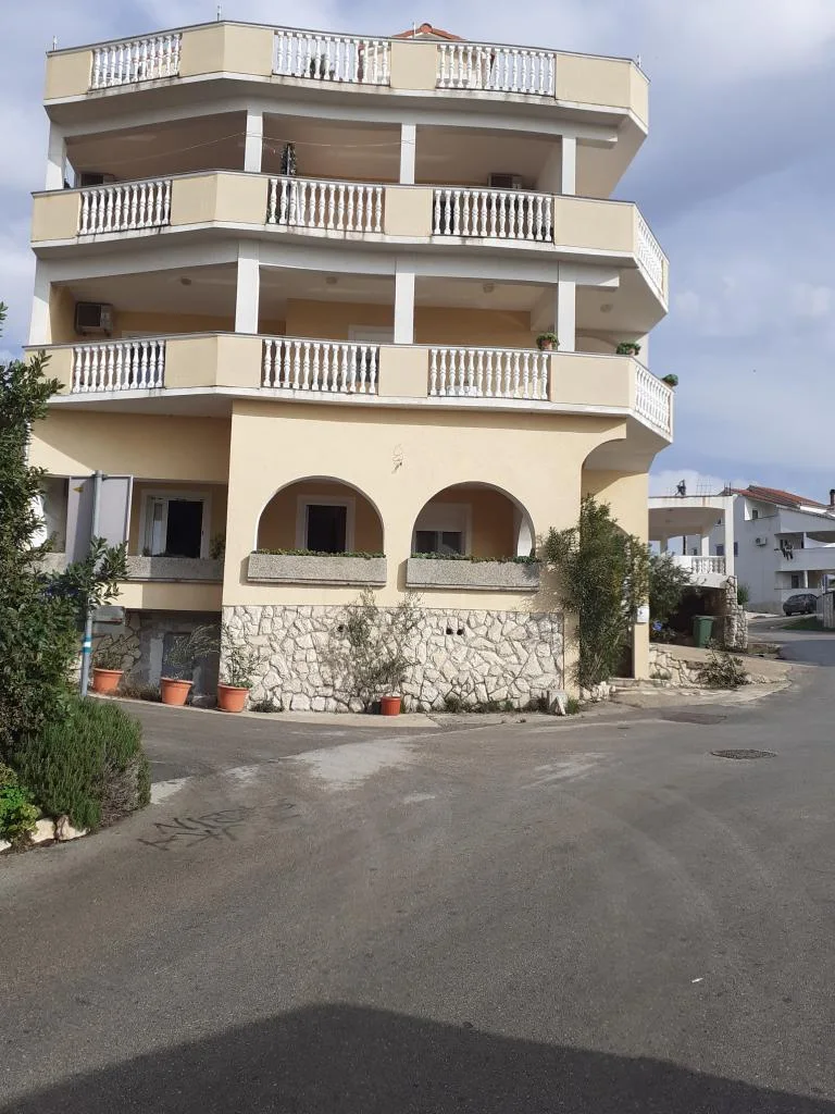 Apartmani Viktoria – fotografija 3