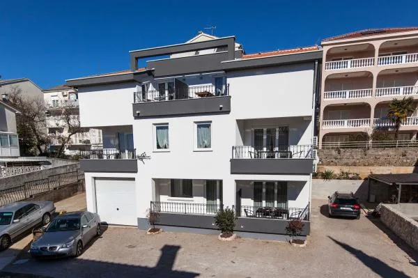 Apartmani Benić Junior – fotografija 2