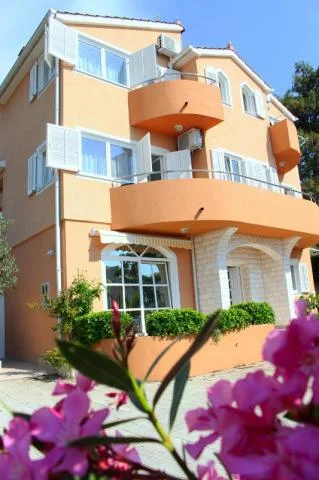 Apartmani Andrea – fotografija 3