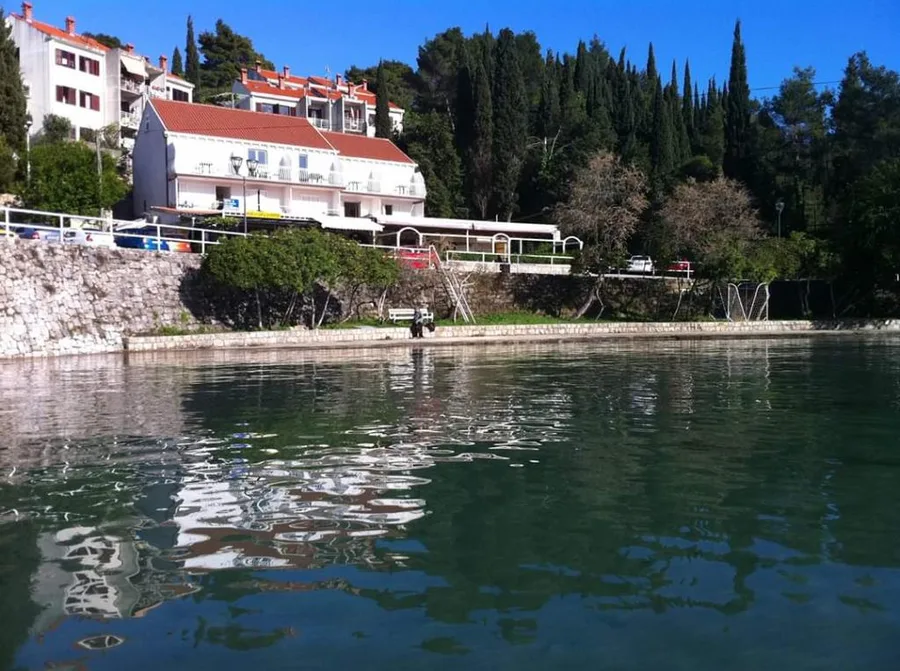 Apartmani Seafront Miljanic – fotografija 2